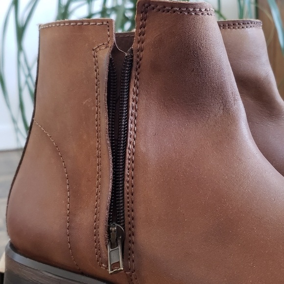 Genuine Leather Ankle Boots - Picture 6 of 9